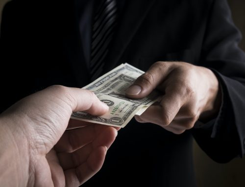 Pidiendo Dinero Prestado en la Iglesia